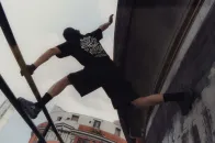 UPPERVOID × KARMA8A「SEND IT」街头抱石联名系列发布