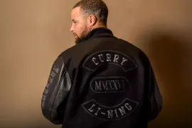 勇士王朝大转向：为何 Stephen Curry 投向 Li‑Ning 一点都不意外？