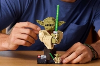 LEGO 推出全新《Star Wars》Master Yoda 半身像　扩展遥远银河收藏宇宙