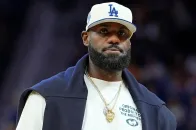 勒布朗·詹姆斯 LeBron James 加盟后，76 人获得新赛季 34 场全美直播