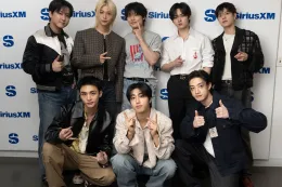 Stray Kids 凭《THIS & THAT》夺得 Billboard 200 第 9 张冠军专辑