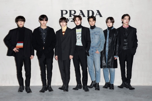 韩国新晋男团 ENHYPEN 全员出任 Prada 最新品牌大使