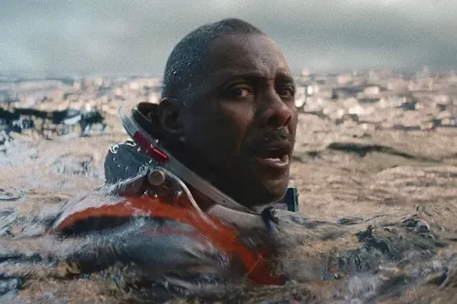 《Above the Below》首支官方预告释出:Idris Elba 陷入深海恐惧