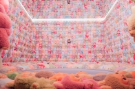 《The Monsters》十周年世界巡回展降临巴黎，LABUBU 欧洲唯一站开展