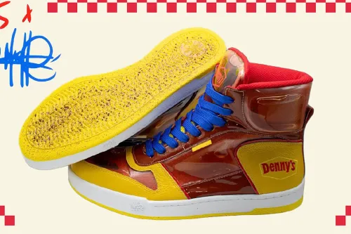Denny’s 联手 Mache 再次推出注入真正糖浆的 Sticky Kicks 2.0 运动鞋