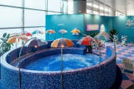 Chan Wai-lap 把「公共泳池」搬进 Art Basel Hong Kong