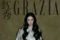 Angelababy 解锁鬼塑千金封面，四套高定直接杀穿时尚热搜