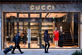 Gucci 复苏乏力：2026 年一季度 Kering 股价暴跌 9.3%