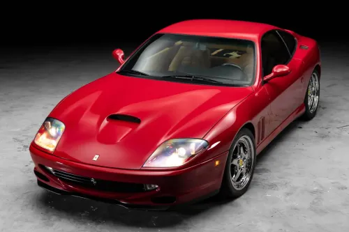 Michael Jordan 夺冠专属座驾 Ferrari 550 Maranello 以 270 万美元成交