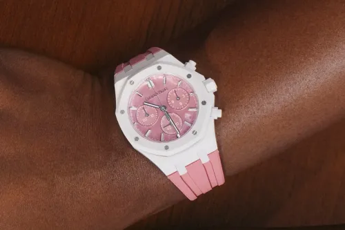 Audemars Piguet 推出 38mm 白色陶瓷 Royal Oak Chronograph 向 Serena Williams 致敬