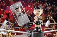 ghostwrite 联乘 WWE 推出极限量「Stone Cold」Steve Austin 收藏公仔