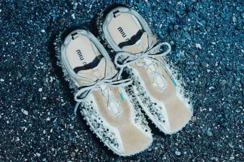 Miu Miu Bubble Shoe 重返市场，增添珠饰光芒