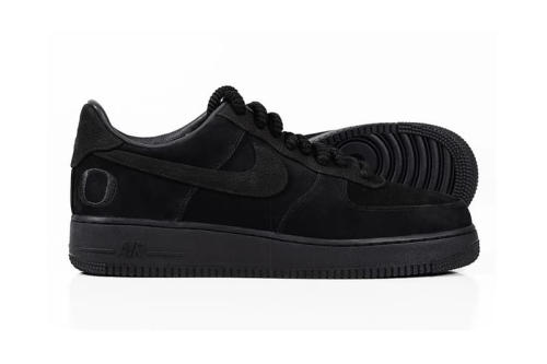 Oregon Ducks 公开限定 Nike Air Force 1「Stealth Premium」PE:全黑隐身球员专属版鞋款
