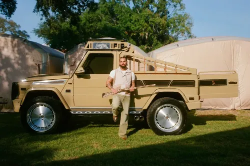 Drake 揭晓定制款 1999 Mercedes-Benz G-Class S-KLUB LA Safari Edition