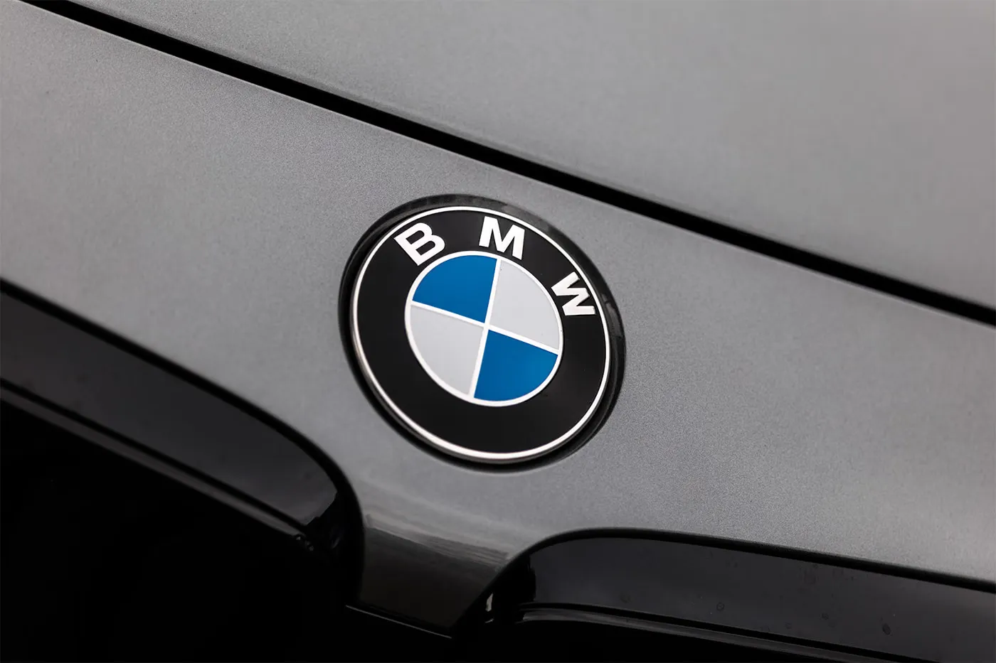 据报宝马 BMW 将基于 Neue Klasse 架构开发 2028 年纯电 i4 Convertible