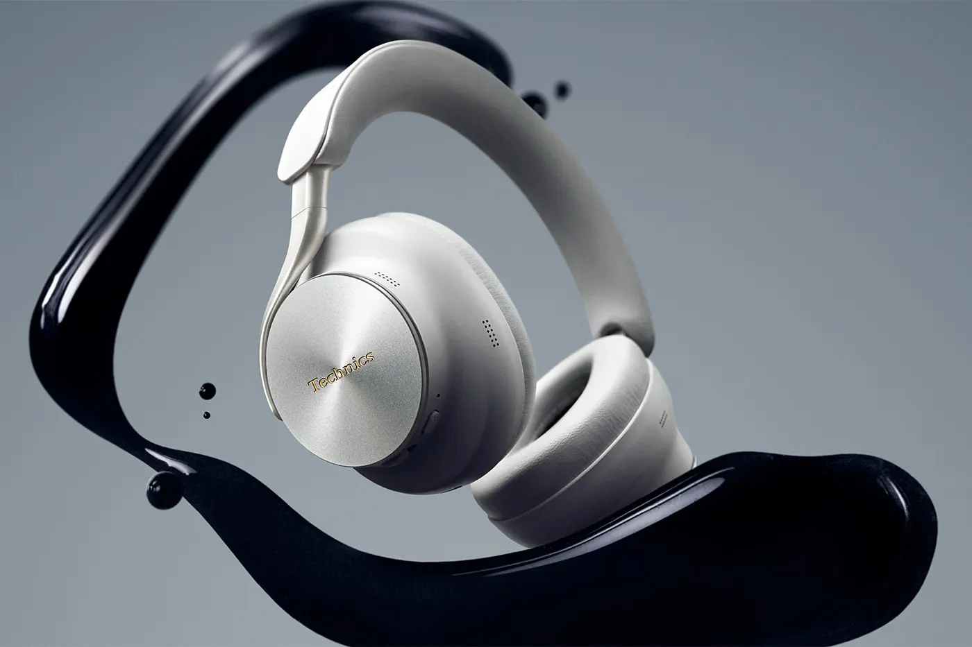 将 Hi-Fi 扬声器浓缩于耳机中：Technics 全新 EAH-A1000 正式登场