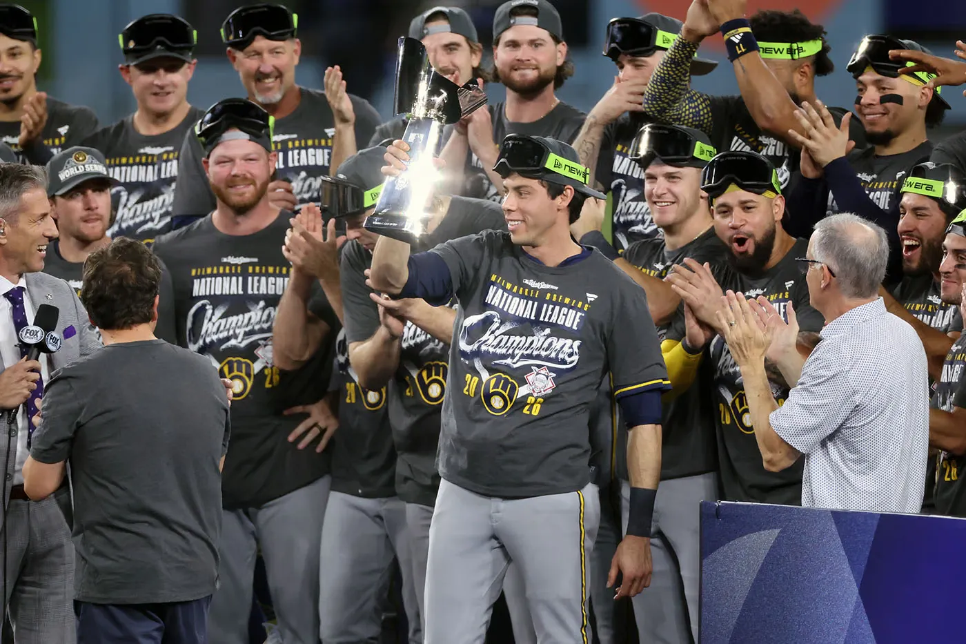 Milwaukee Brewers 横扫 Los Angeles Dodgers 晋级，自 1982 年以来首次跻身 World Series