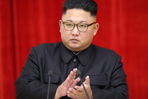 金正恩正式宣布北韩全面禁止著用「紧身牛仔裤」