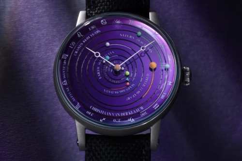 Revolution × Christiaan van der Klaauw 天文级巨作震撼登场