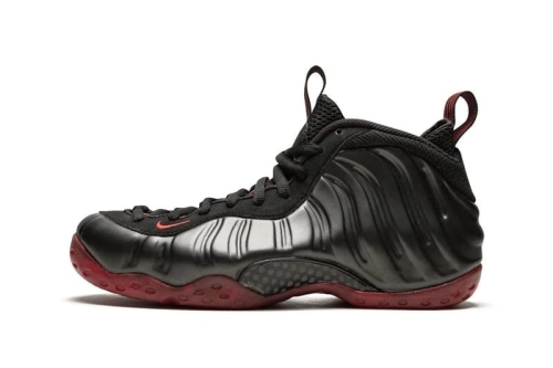 Nike Air Foamposite One 全新配色「Cough Drop」鞋款率先曝光