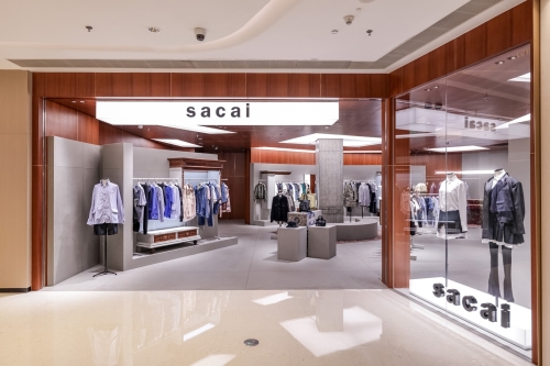 走进 sacai 深圳首家精品店