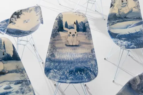 100 Thieves 联手 Pokémon 与 Modernica,以青花瓷贝壳椅重释经典座椅