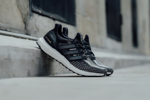 adidas UltraBOOST 全新「Reflective」复刻系列鞋款正式上架