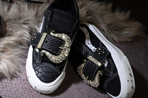Metagirl Studio 为 Vans Old Skool 36 注入华丽又叛逆的极繁风格