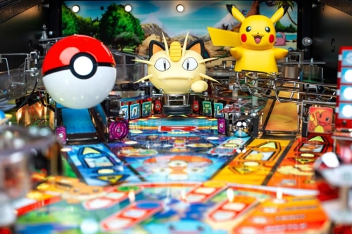 Stern Pinball 推出全球首款 Pokémon 弹珠机,内置机械动态 Pikachu 公仔