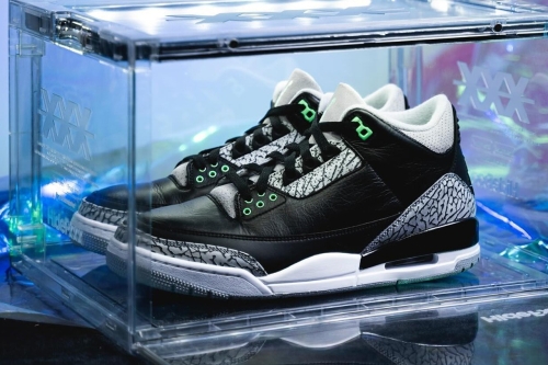 率先近赏 Air Jordan 3 全新配色「Green Glow」鞋款