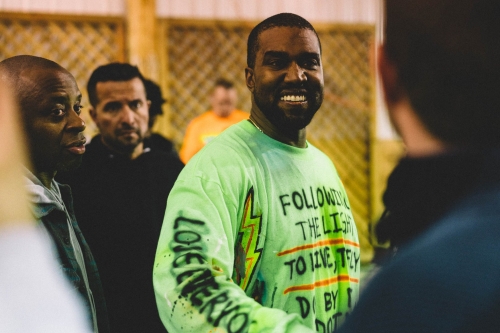 Kanye West 最新大碟《ye》获奖登顶 Billboard 200 专辑榜单