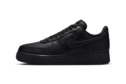 Nike Air Force 1 Low 推出最新冲孔皮革材质全黑配色鞋款