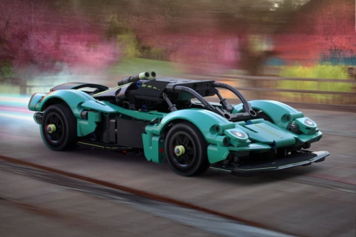 LEGO 推出全新《狂野飙车:传奇大集结》跨界合作赛车积木套装