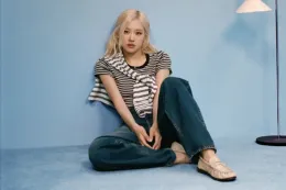 ROSÉ 亲自演绎 Levi’s「Keep It Loose」企划造型