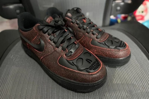 Nike Air Force 1 Low 全新配色「Halloween」鞋款率先曝光