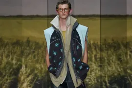 PUMA × RCB × Dhruv Kapoor 将板球带上 Milan 时装周天桥