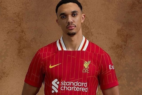 Liverpool FC 公开 2024-25 赛季全新主场球衣