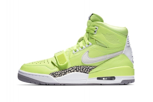 Just Don × Jordan Legacy 312「Ghost Green」联名鞋款官方图片释出