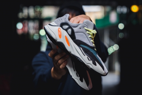 YEEZY BOOST 700 Wave Runner 再度上架日期曝光