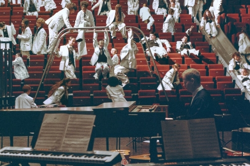 Maison Margiela 携手 Max Richter 打造 SS26《Joy》形象短片