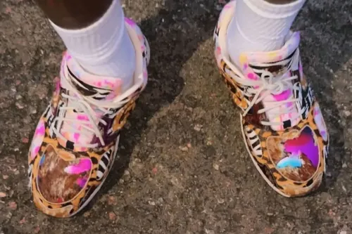 Westside Gunn 抢先曝光 Saucony Grid Jazz 9「Awesome Gods」联名跑鞋