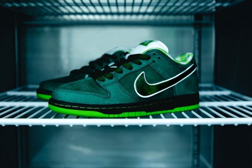 近赏 Concepts × Nike SB Dunk Low「Green Lobster」配色鞋款