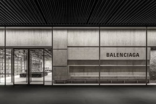 Balenciaga 北京三里屯太古里旗舰店正式开幕