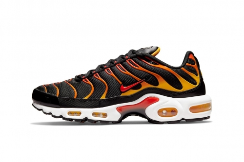 率先近赏 Nike Air Max Plus 最新「Reverse Sunset」鞋款官方图辑