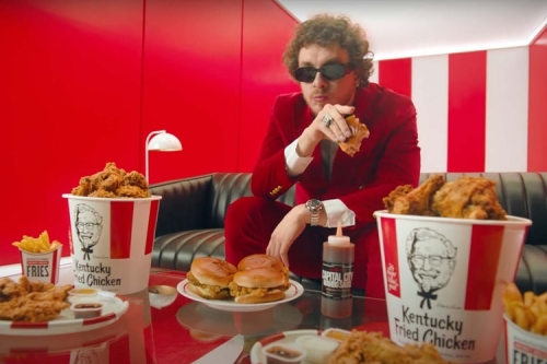 「辣味鸡肉三明治加上芝士通心粉」KFC 为人气饶舌歌手 Jack Harlow 打造专属套餐