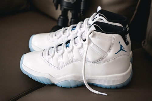 率先近赏 Air Jordan 11 超人气配色「Columbia」鞋款