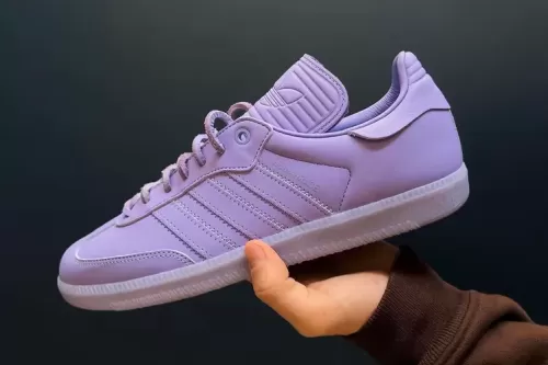 率先近赏 Pharrell × adidas Humanrace Samba「Lilac」全新联名鞋款