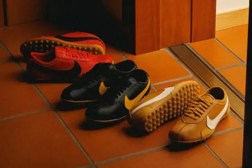 Nike Moon Shoe OG Leather SP 迎来 3 款复古风格配色鞋款回归