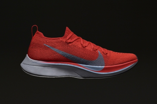 Nike 为 Zoom Vaporfly 4% 及 Zoom Fly 推出全新升级版本