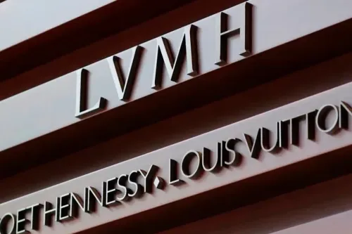 LVMH 路威酩轩集团股价跌至五年低点